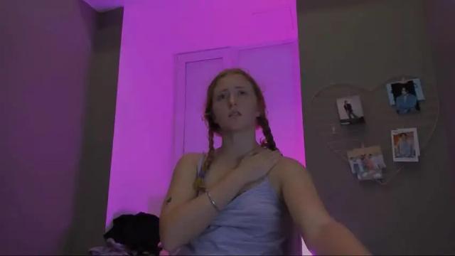 Image 10 of milly_milli Stream on Chaturbate on 24 months ago