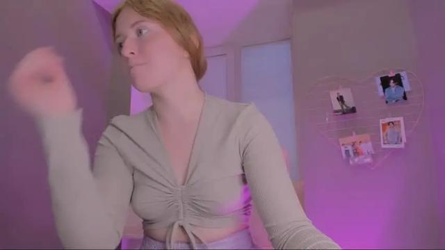 Image 7 of milly_milli Stream on Chaturbate on 24 months ago