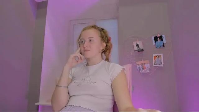 Image 2 of milly_milli Stream on Chaturbate on 24 months ago