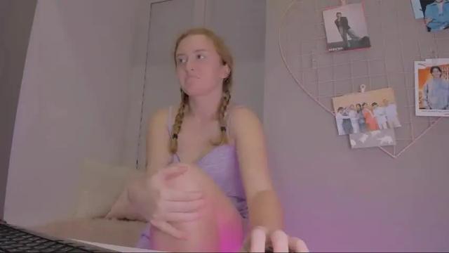 Image 10 of milly_milli Stream on Chaturbate on 24 months ago