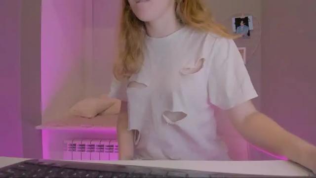 Image 8 of milly_milli Stream on Chaturbate on 23 months ago