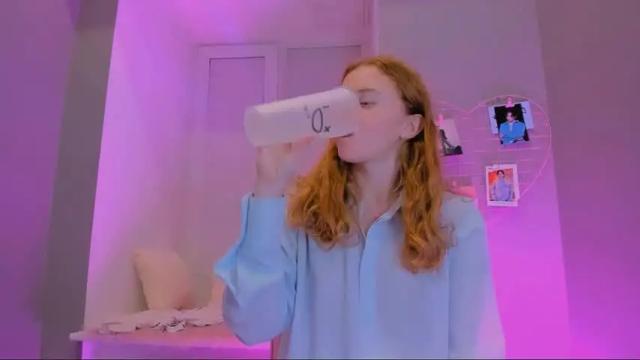 Image 8 of milly_milli Stream on Chaturbate on 23 months ago