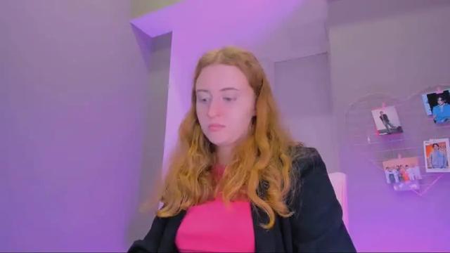 Image 2 of milly_milli Stream on Chaturbate on 23 months ago