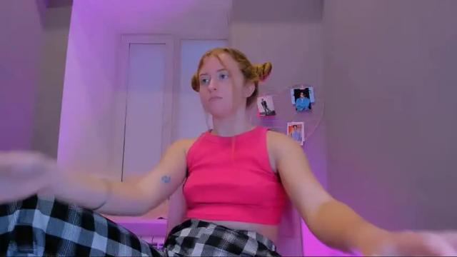 Image 4 of milly_milli Stream on Chaturbate on 23 months ago