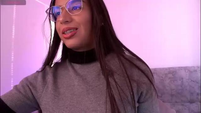 Image 3 of milly_roidd Stream on Chaturbate on 28 days ago