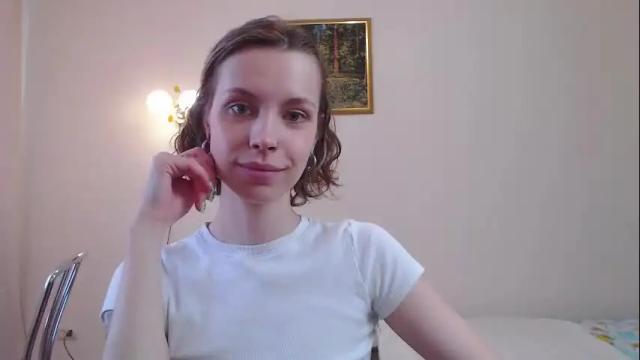 Image 8 of milly_ross23 Stream on Chaturbate on 3 days ago