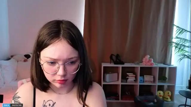 Image 4 of milly_saint Stream on Chaturbate on 1 month ago