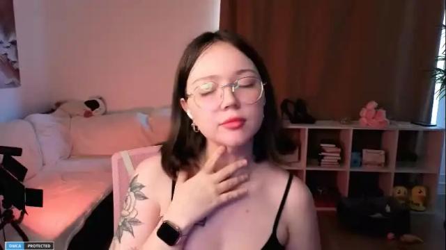Image 7 of milly_saint Stream on Chaturbate on 1 month ago