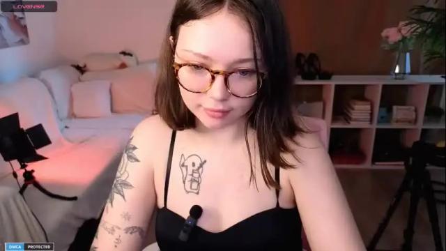 Image 2 of milly_saint Stream on Chaturbate on 1 month ago