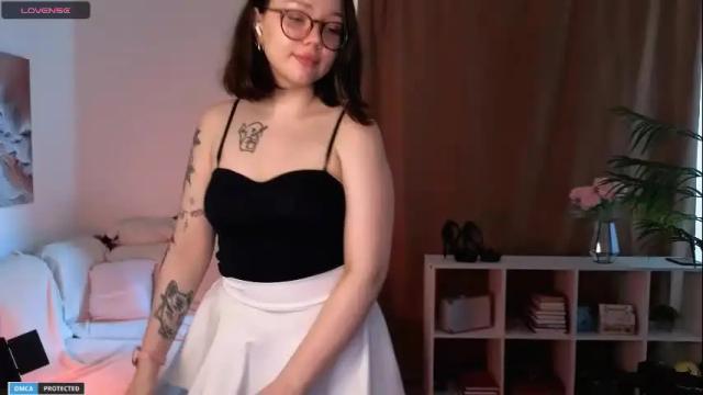 Image 6 of milly_saint Stream on Chaturbate on 1 month ago