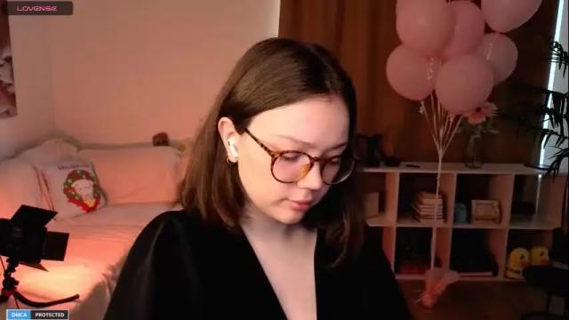 Image 2 of milly_saint Stream on Chaturbate on 1 month ago
