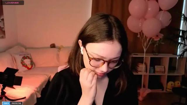 Image 3 of milly_saint Stream on Chaturbate on 1 month ago