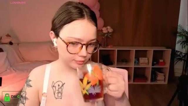 Image 6 of milly_saint Stream on Chaturbate on 20 days ago