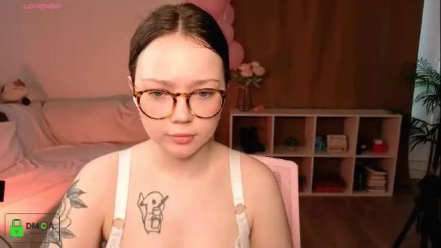 Image 7 of milly_saint Stream on Chaturbate on 20 days ago