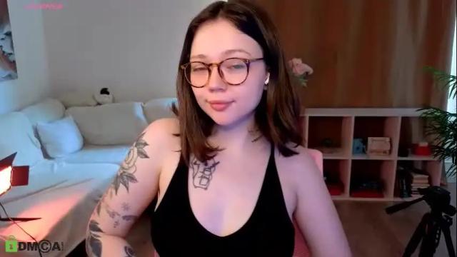 Image 4 of milly_saint Stream on Chaturbate on 1 day ago