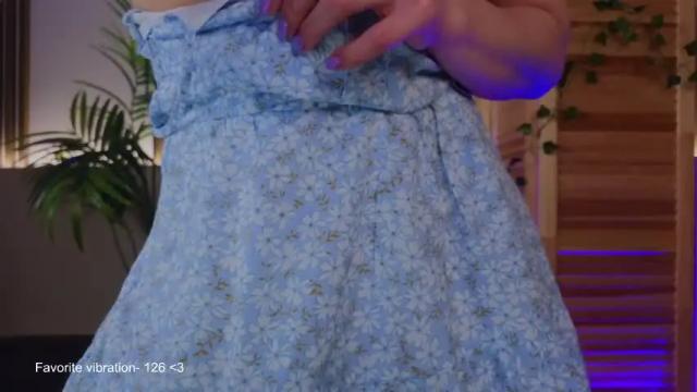 Image 2 of milly_shy Stream on Chaturbate on 29 days ago