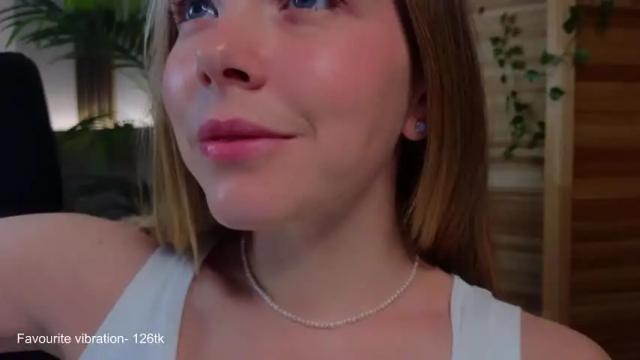 Image 11 of milly_shy Stream on Chaturbate on 12 days ago