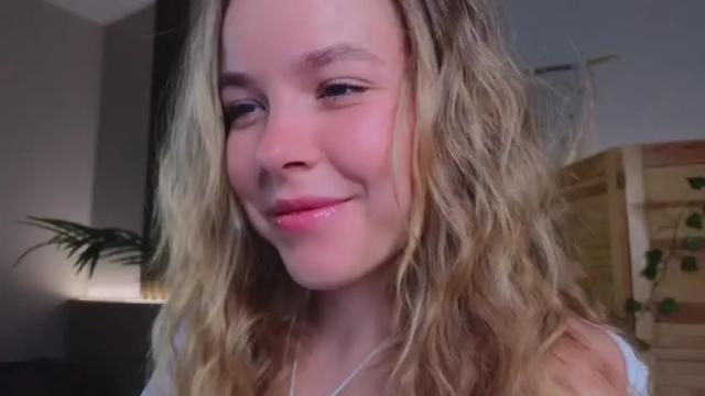 Image 4 of milly_shy Stream on Chaturbate on 9 days ago