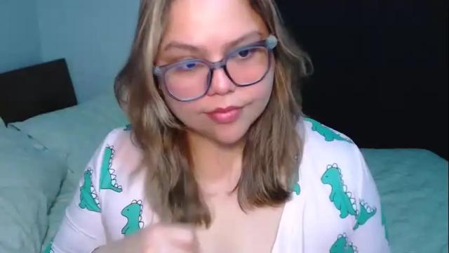 Image 7 of milo_weed Stream on Chaturbate on 24 days ago