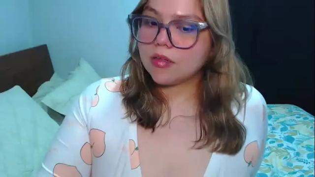 Image 12 of milo_weed Stream on Chaturbate on 9 days ago