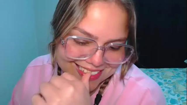 Image 11 of milo_weed Stream on Chaturbate on 3 months ago