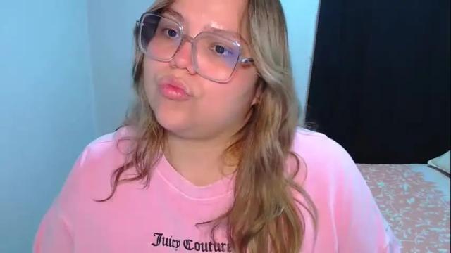 Image 12 of milo_weed Stream on Chaturbate on 4 months ago