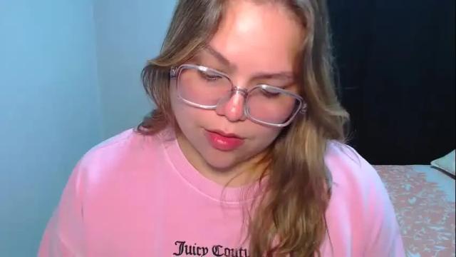 Image 2 of milo_weed Stream on Chaturbate on 4 months ago