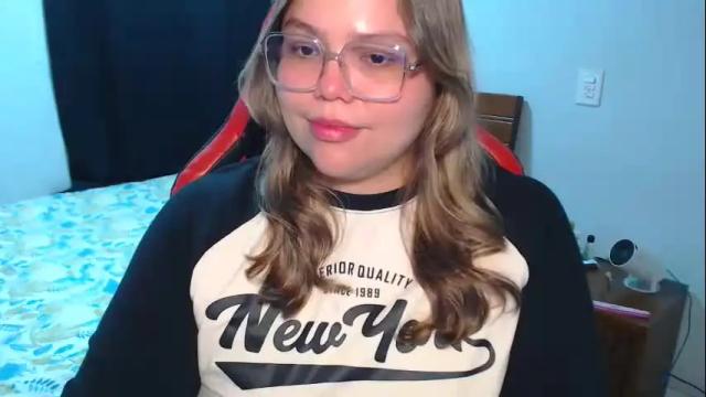 Image 2 of milo_weed Stream on Chaturbate on 3 months ago