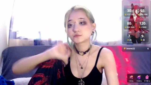 Image 8 of milten_trish Stream on Chaturbate on 1 month ago