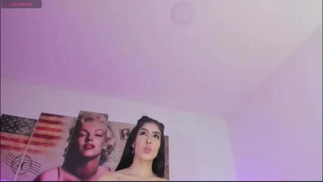 Image 7 of milu_cooper Stream on Chaturbate on 1 month ago