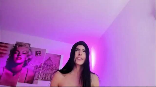 Image 4 of milu_cooper Stream on Chaturbate on 29 days ago