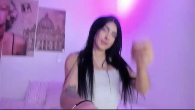 Image 12 of milu_cooper Stream on Chaturbate on 25 days ago