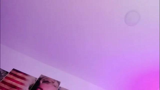 Image 7 of milu_cooper Stream on Chaturbate on 21 days ago