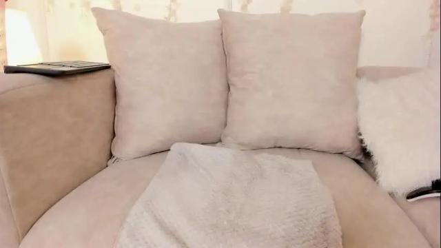 Image 10 of mily_ortiz Stream on Chaturbate on 12 days ago