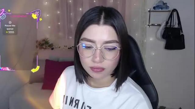 Image 6 of mily_thomson_b Stream on Chaturbate on 1 month ago