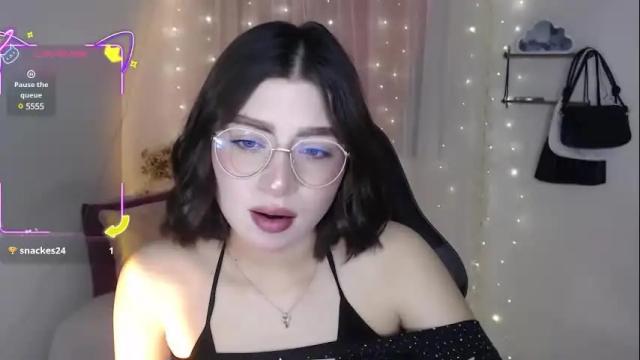 Image 10 of mily_thomson_b Stream on Chaturbate on 1 month ago