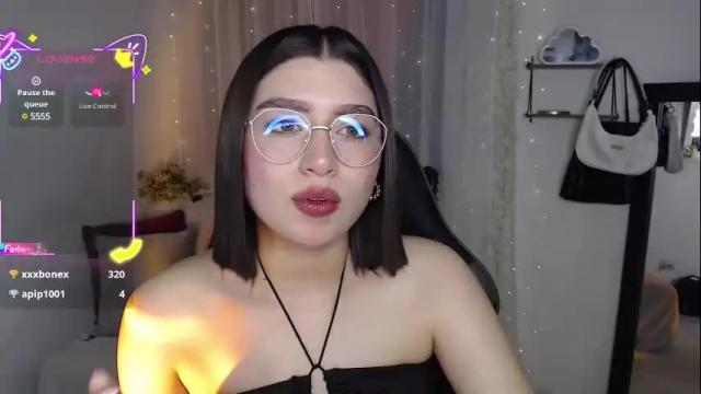 Image 11 of mily_thomson_b Stream on Chaturbate on 29 days ago
