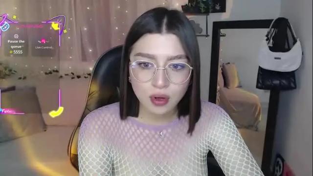 Image 11 of mily_thomson_b Stream on Chaturbate on 3 days ago