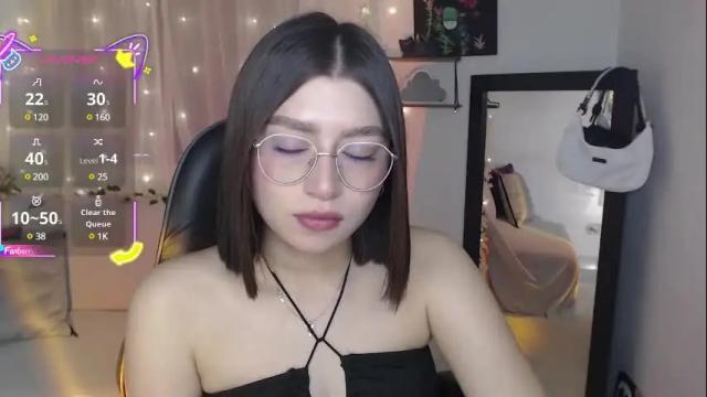 Image 10 of mily_thomson_b Stream on Chaturbate on 1 month ago