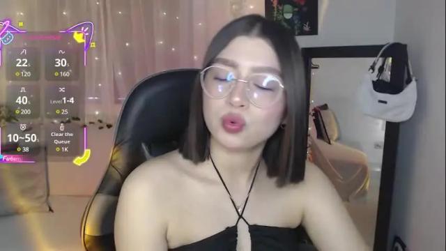 Image 3 of mily_thomson_b Stream on Chaturbate on 1 month ago