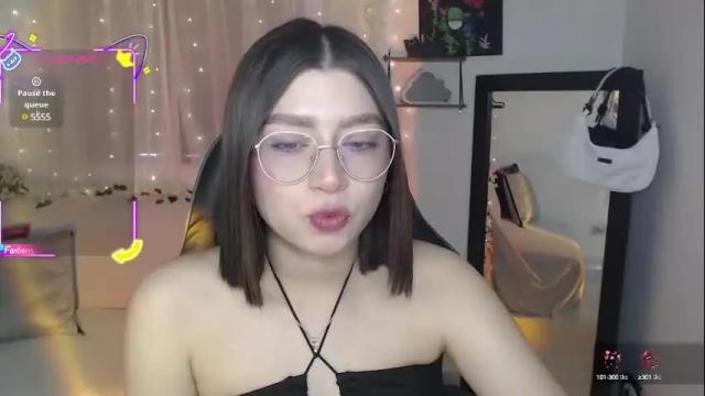 Image 4 of mily_thomson_b Stream on Chaturbate on 1 month ago