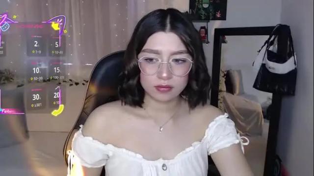 Image 4 of mily_thomson_b Stream on Chaturbate on 1 month ago