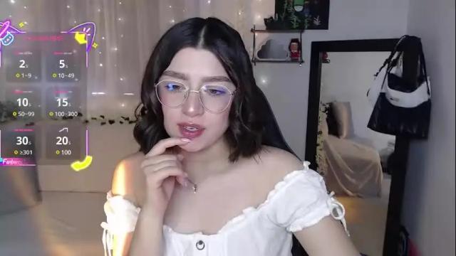 Image 8 of mily_thomson_b Stream on Chaturbate on 1 month ago