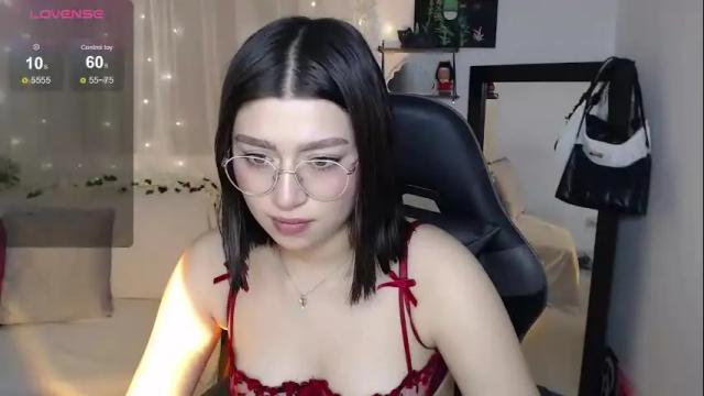 Image 8 of mily_thomson_b Stream on Chaturbate on 1 month ago