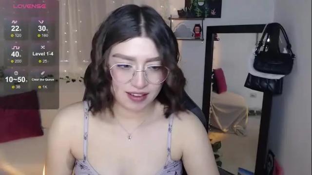 Image 12 of mily_thomson_b Stream on Chaturbate on 1 month ago