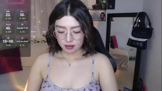 Image 4 of mily_thomson_b Stream on Chaturbate on 1 month ago