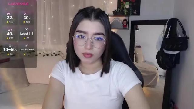 Image 11 of mily_thomson_b Stream on Chaturbate on 1 month ago