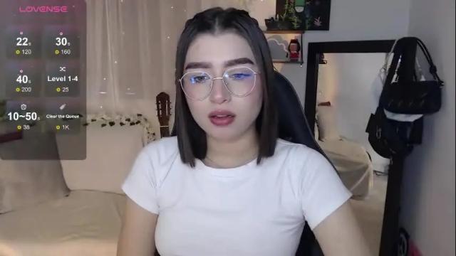 Image 8 of mily_thomson_b Stream on Chaturbate on 1 month ago