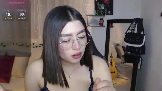 Image 8 of mily_thomson_b Stream on Chaturbate on 1 day ago