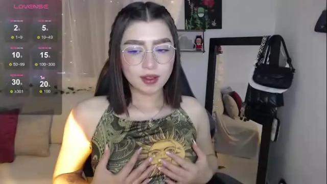 Image 2 of mily_thomson_b Stream on Chaturbate on 1 month ago
